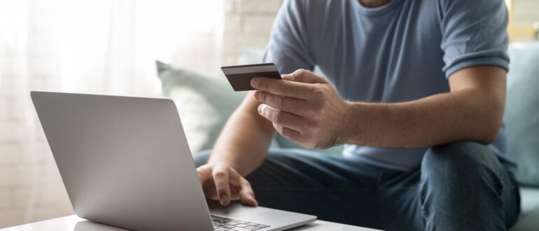 5 pasos para comprar en línea de forma segura y proteger tu información personal